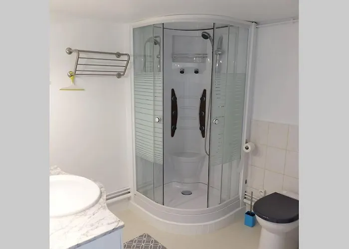 - Halte Entre Les Ponts - En Toute Simplicite *